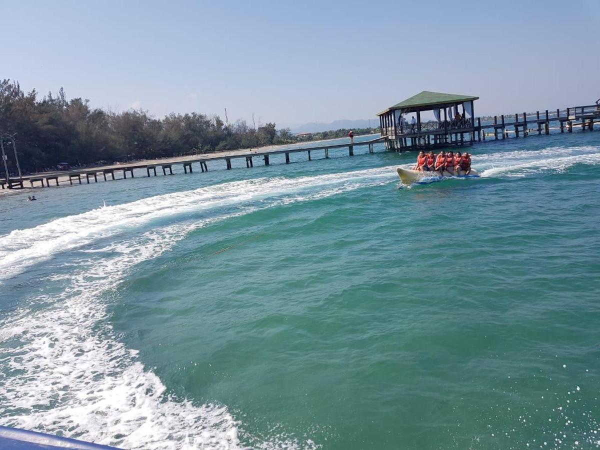 La Ensenada Beach Resort Tela Dış mekan fotoğraf