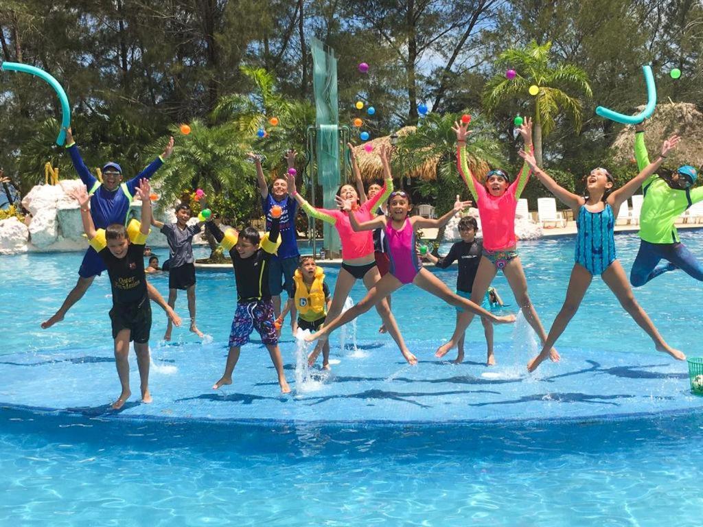 La Ensenada Beach Resort Tela Dış mekan fotoğraf