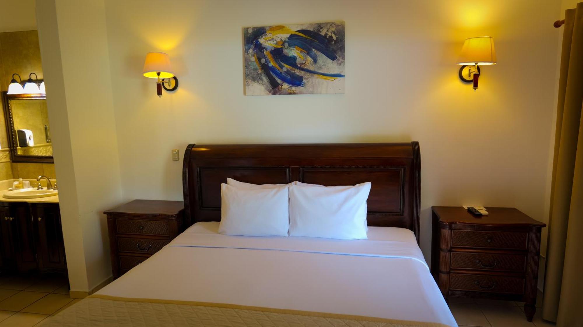 La Ensenada Beach Resort Tela Dış mekan fotoğraf